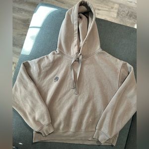 Pullover hoodie